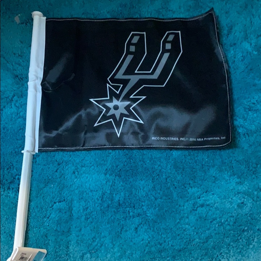 Spurs car window flag
